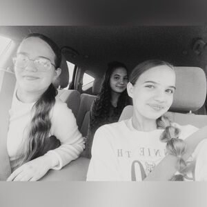 Meet your Posher, Emily